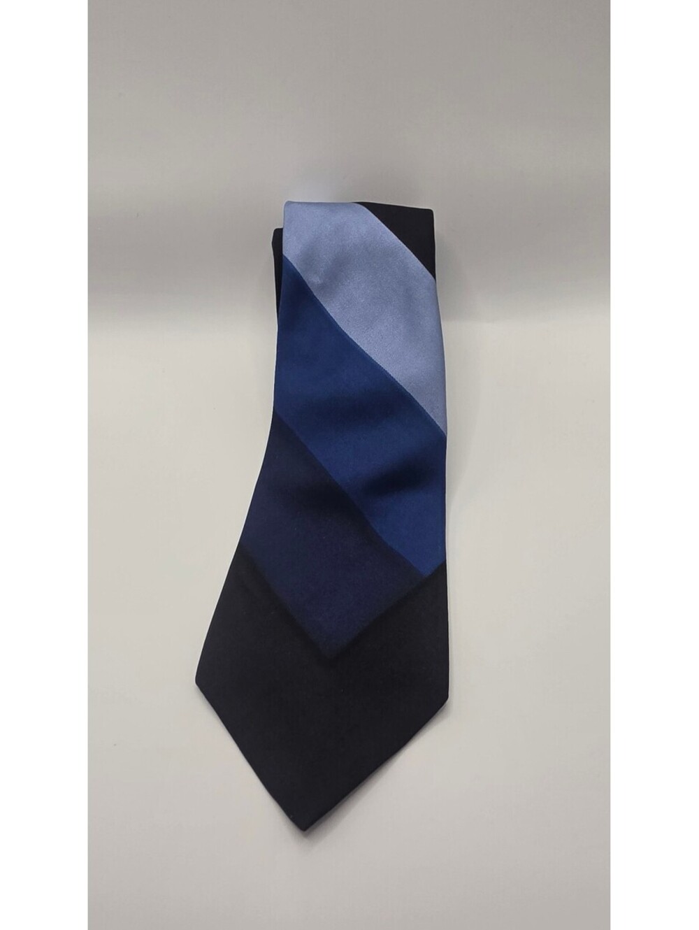 Fashion Bar by Damoni Men's Silk Color Block Tie